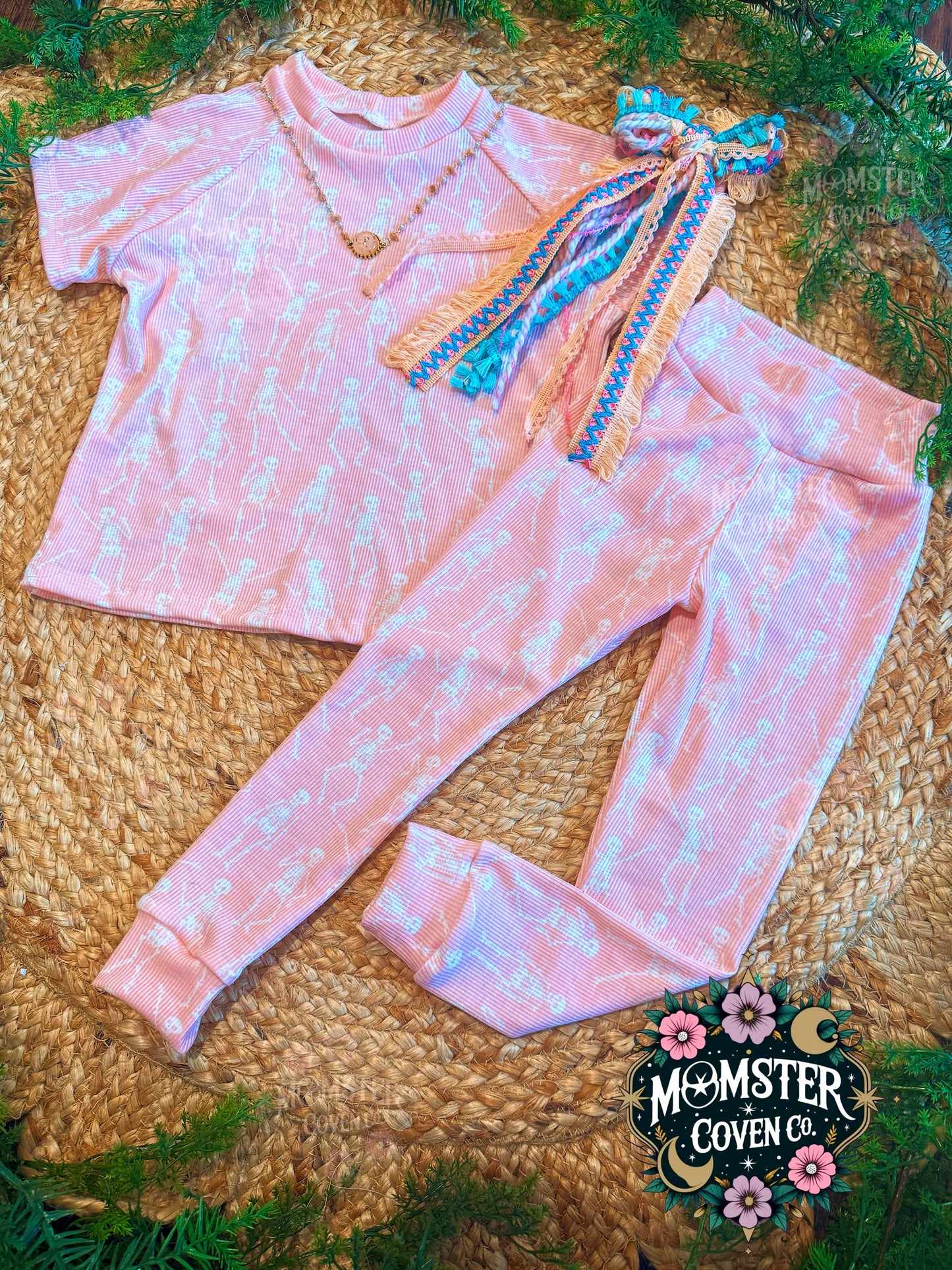 SKELLETON LOUNGE SET