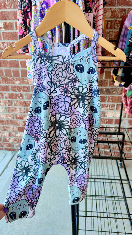 ALIEN TERRAN ROMPER 9/12M