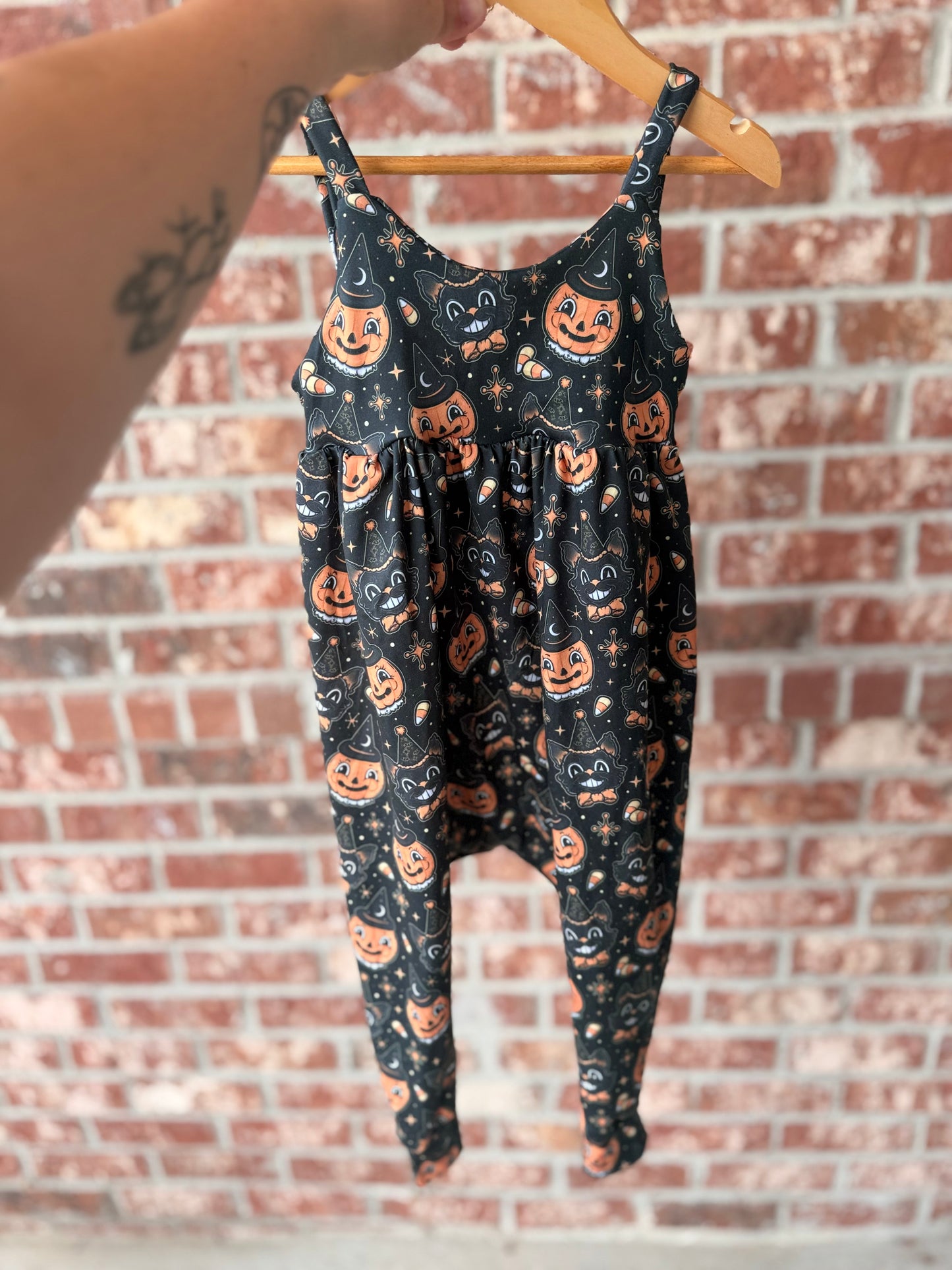 VINTAGE HALLOWEEN NAPA ROMPER